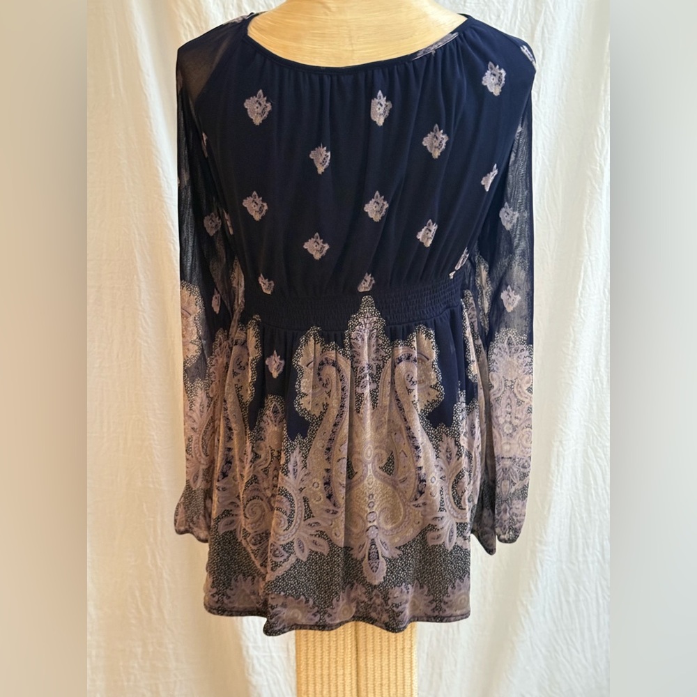 SOLD- NOT AVAILABLE 🔴 INC International Concepts Shades of Blue and Cream Blouse - Picture 2 of 6